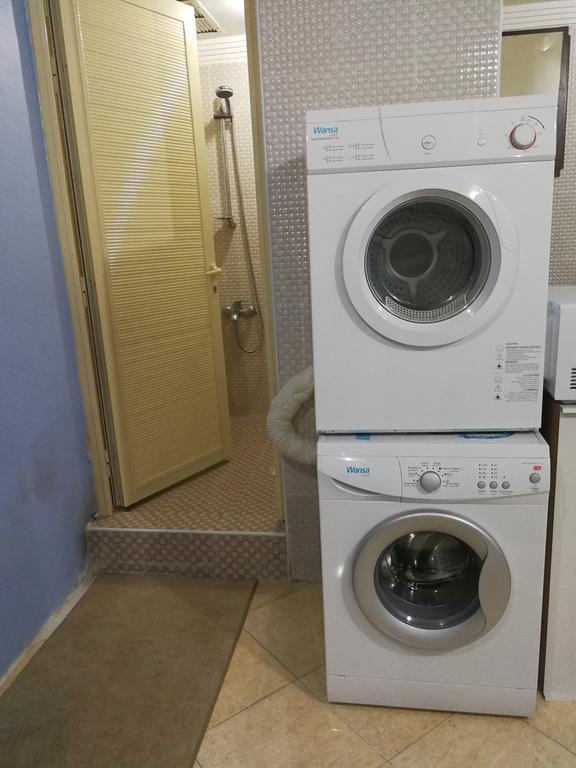 Red Tower Furnished Apartments Mahboula Екстериор снимка
