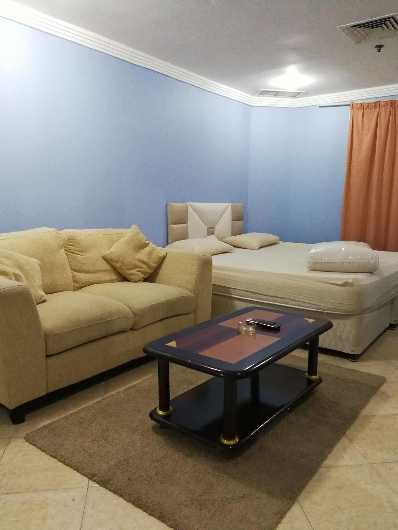 Red Tower Furnished Apartments Mahboula Екстериор снимка